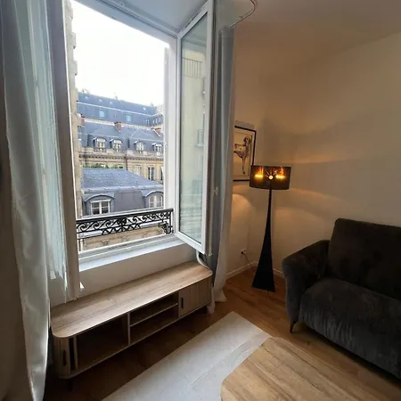 アパート Luxury Flat Etoile Champs Elysee 16th Arrondissement パリ